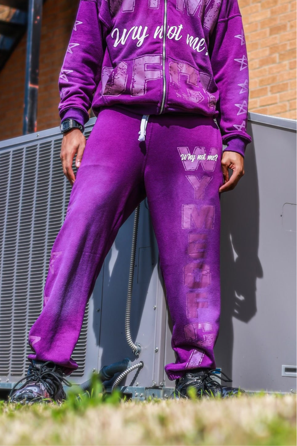 C.R1 Sweats